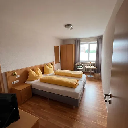 & Metzgerei Besenhardt Guest house